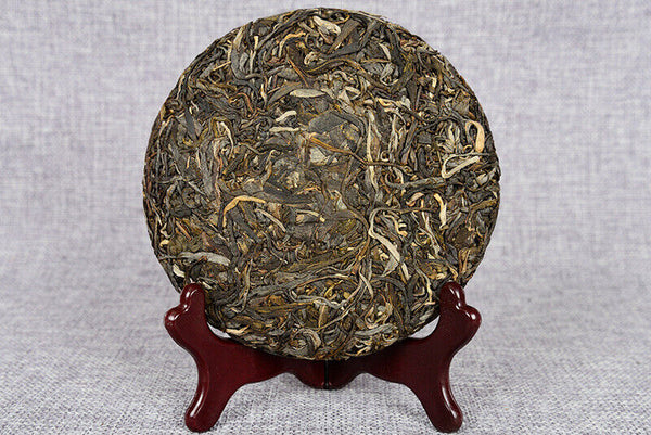 HelloYoung 200g Yunnan Pu'er Seven Seed Cake Tea High Pole Raw Tea Cake Early Spring Tea