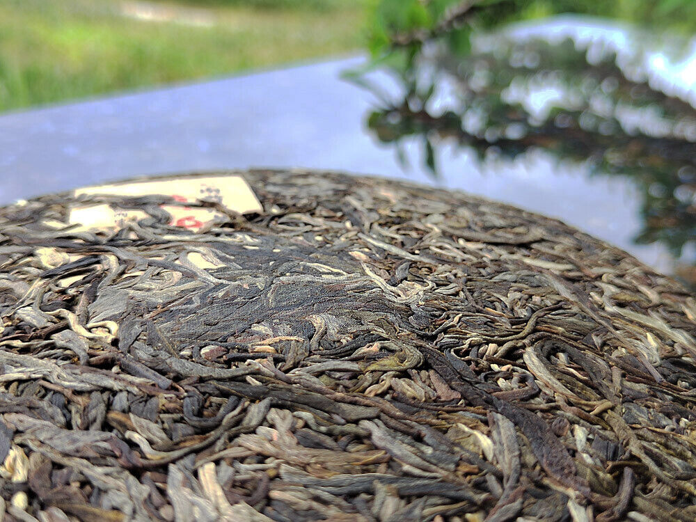 HelloYoung 357g Yibang Pu'er Raw Tea Ancient Six Great Tea Mountains Yunnan Old Tree Cake
