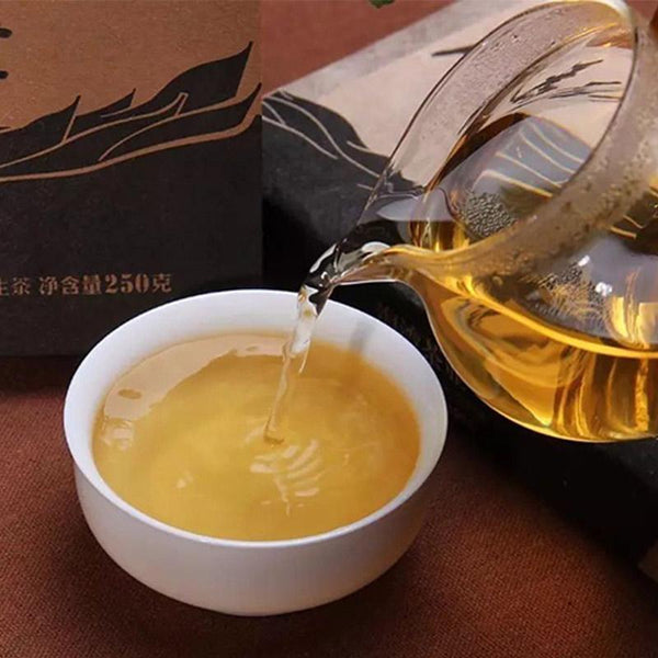 Haiwan Sheng Puer Tea Made Good Tea For Everyone,2017Old Comrade Raw Pu Erh 250g