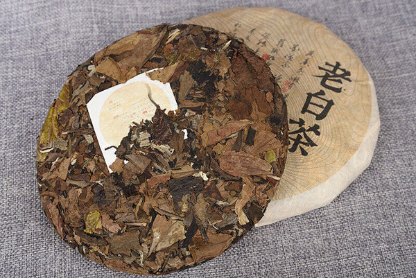 HelloYoung 357g Yunnan White Tea Jujube Fragrance Big Leaf Ancient White Tea Cake