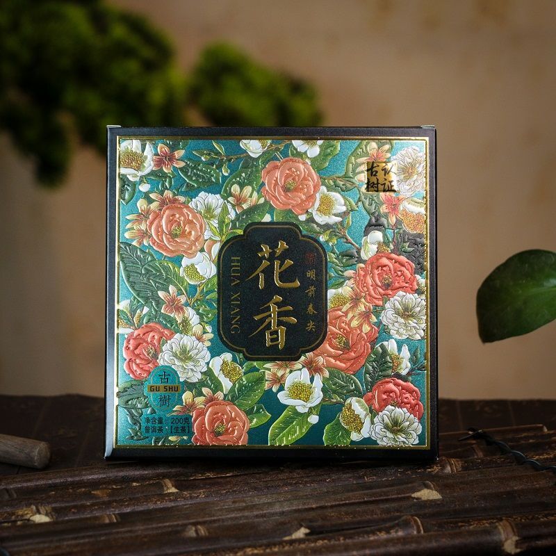 2018 Yunnan Large Leaf Raw Pu-erh Tea Ming Qian Spring Tips 200g Premium