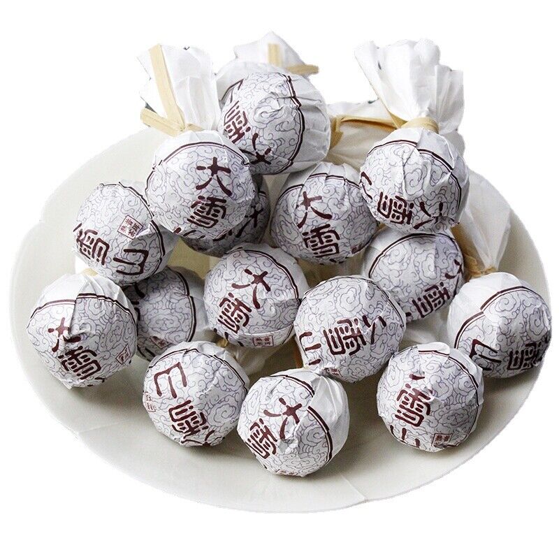 HelloYoung 500g Yunnan Lincang Daxueshan Pu'er tea ripe tea ancient dragon pearl tea ripe