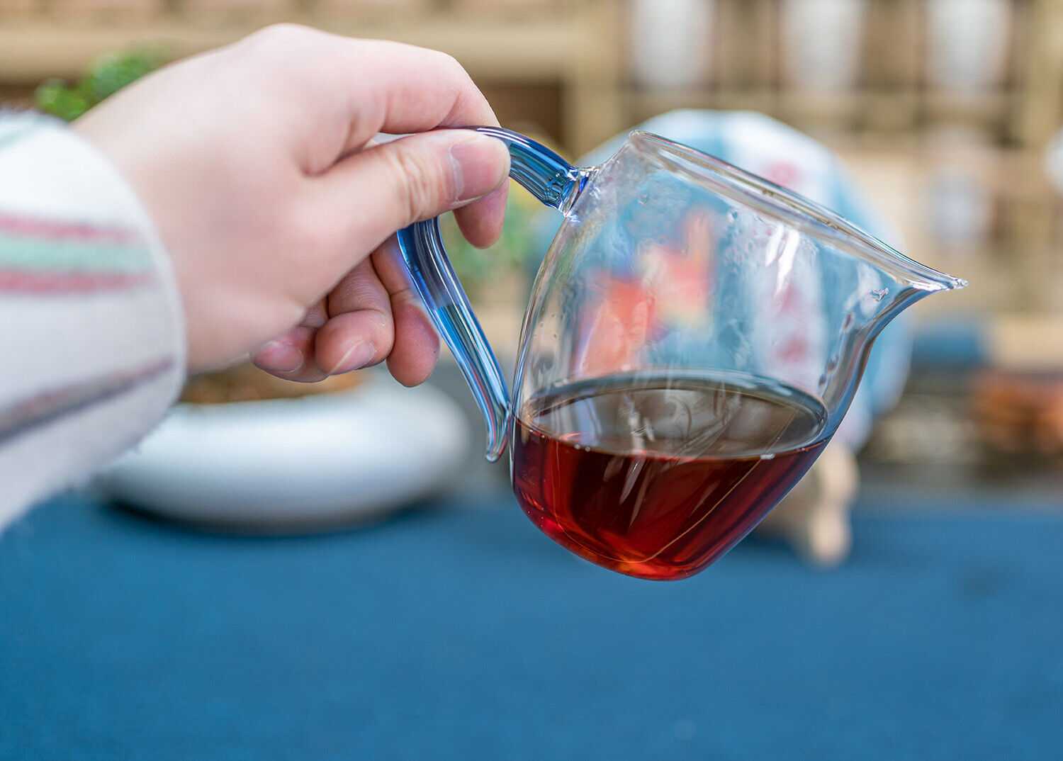 HelloYoung 357G Yunnan Yiwu Mellow Rhythm Pu'er Seven Cakes Ancient Tree Aged Ripe Puer Tea