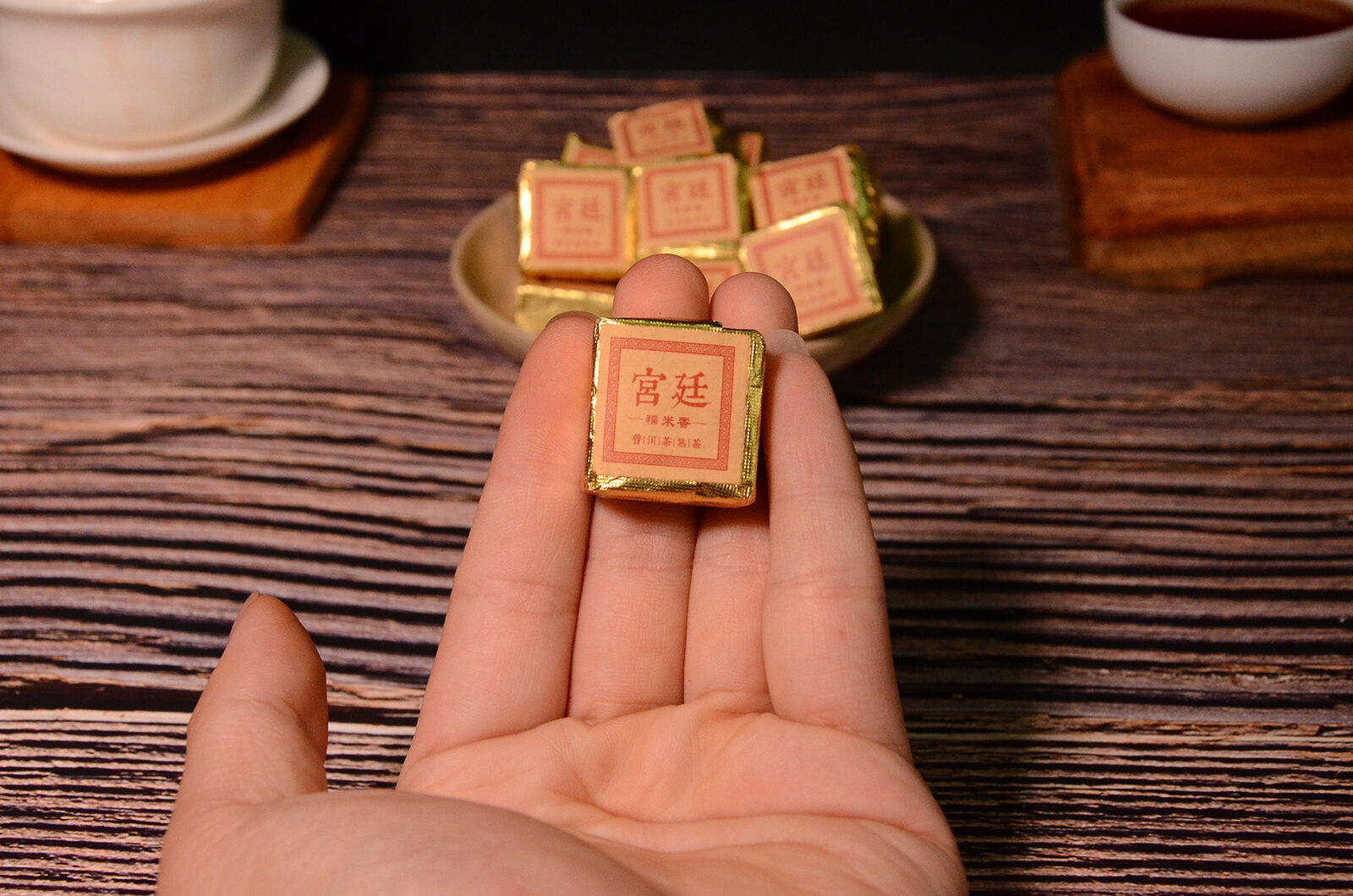 HelloYoung Yunnan Jindian small square brick black tea leaves glutinous fragrance brick tea