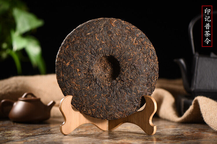 Yiqingyuan Pu'er Tea Ripe Tea Seal Yellow Brown 357g Pu'er Tea Cake