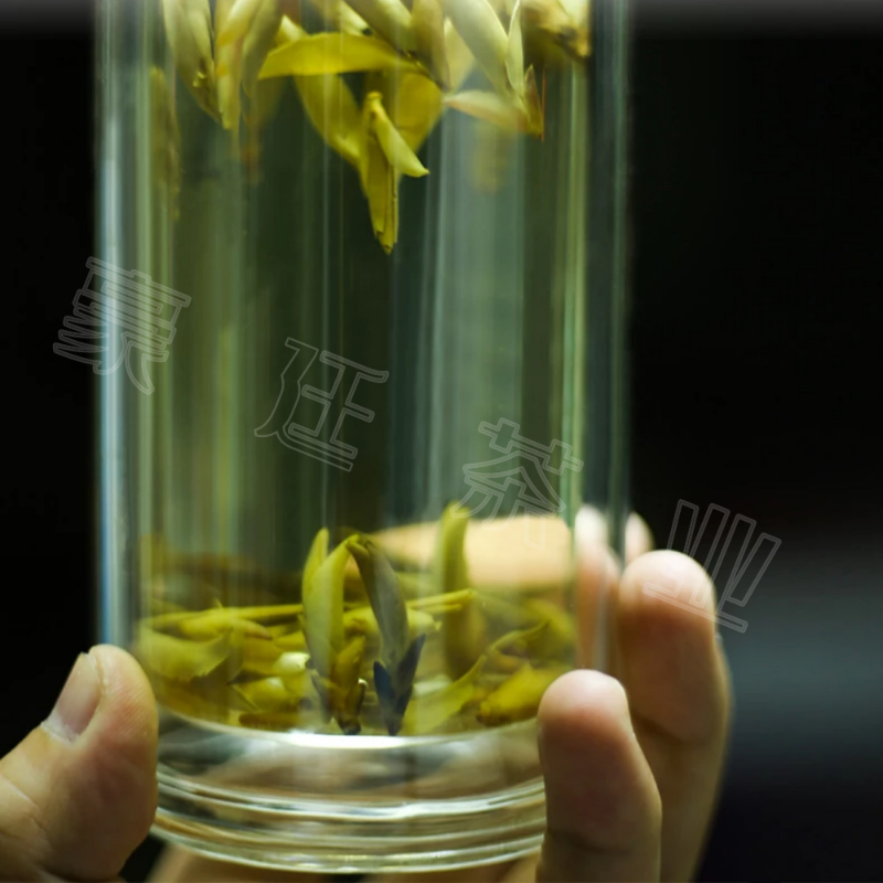 HelloYoung Yunnan Pu'er Tea Purple Buds Early Spring New Tea MingQian Spring Tea Nectar Tea