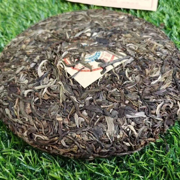 2013 Yiwu Zhengshan Old Pu-erh Tea Cake Yunnan Puerh Tea  Aged Puer Raw Tea 357g