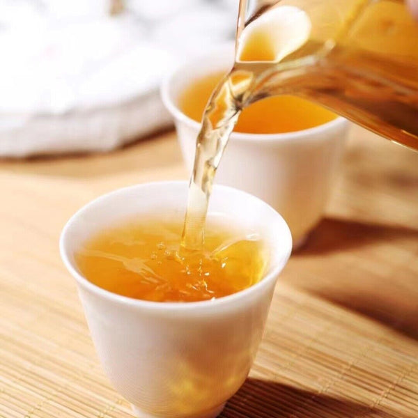 HelloYoung Yunnan Tea Yiwu Lushui Dong Pu'er Tea Raw Tea 200g Cake Tea
