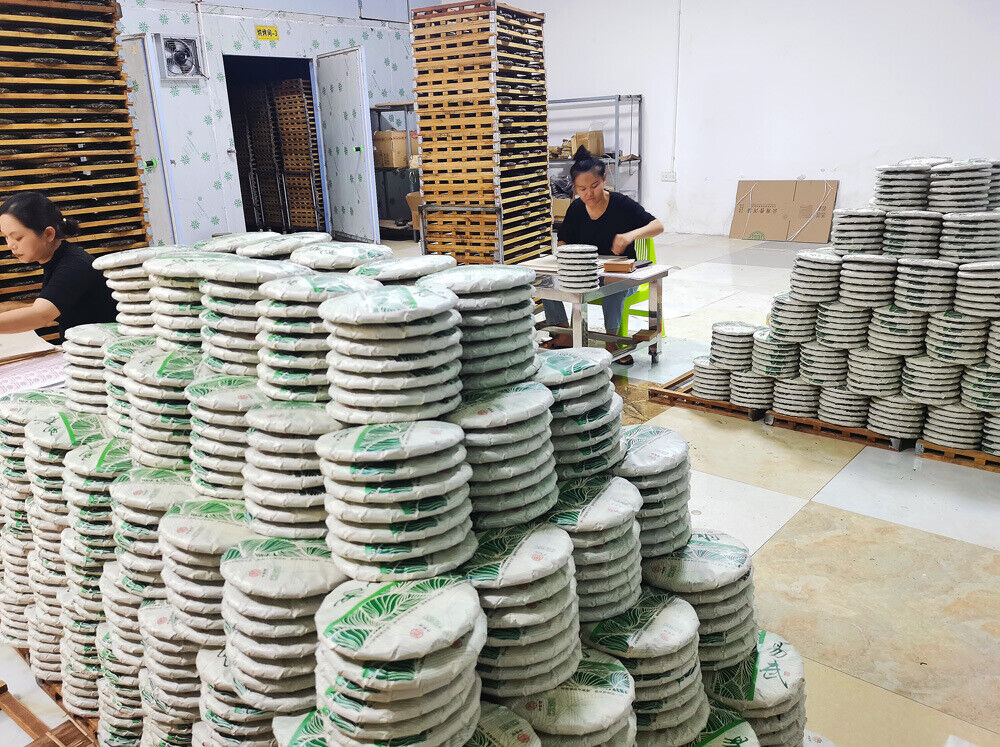 HelloYoung 357g Yiwu Jiao Mu Pu'er Tea Raw Cake Yiwu Yunnan Seven Cakes Pu'er Tea