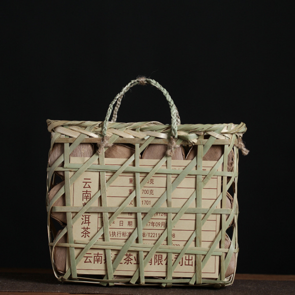 HelloYoung 672g Basket of 84 pieces Yunnan Puerh Cake Ripe Tea Linglong Small Cake