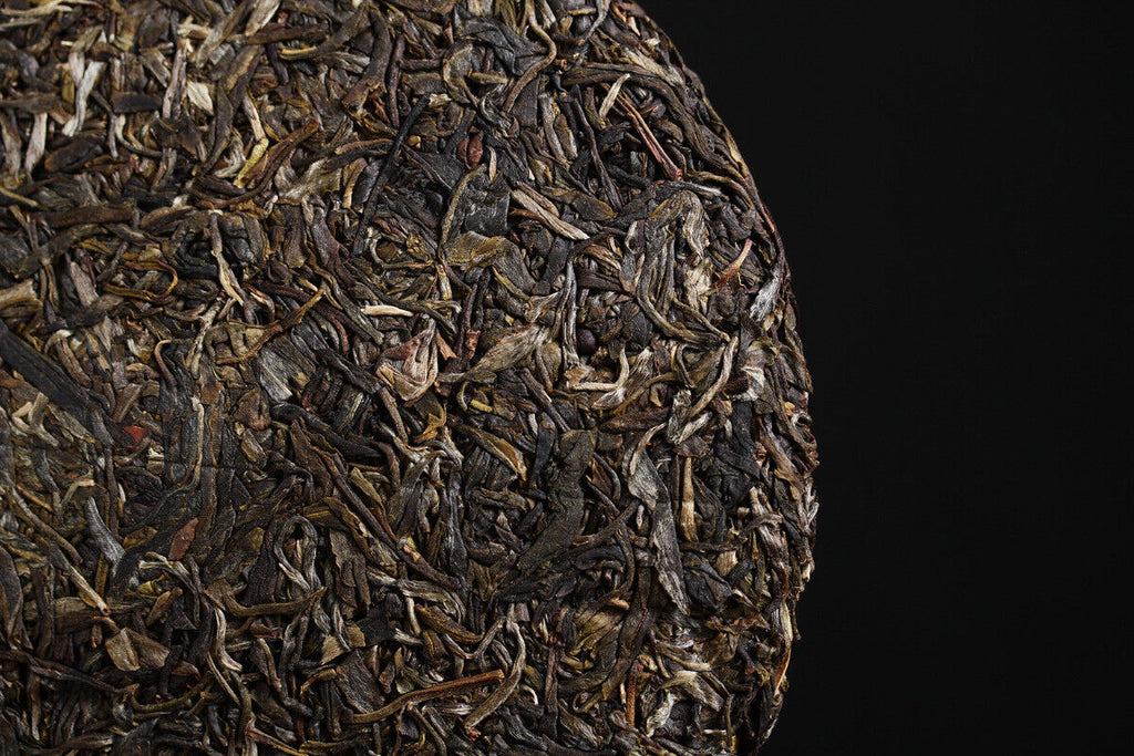 HelloYoung 357g Yunnan Pu'er Tea Chengyun Lao Banzhang Raw Tea Seven Seed Cake