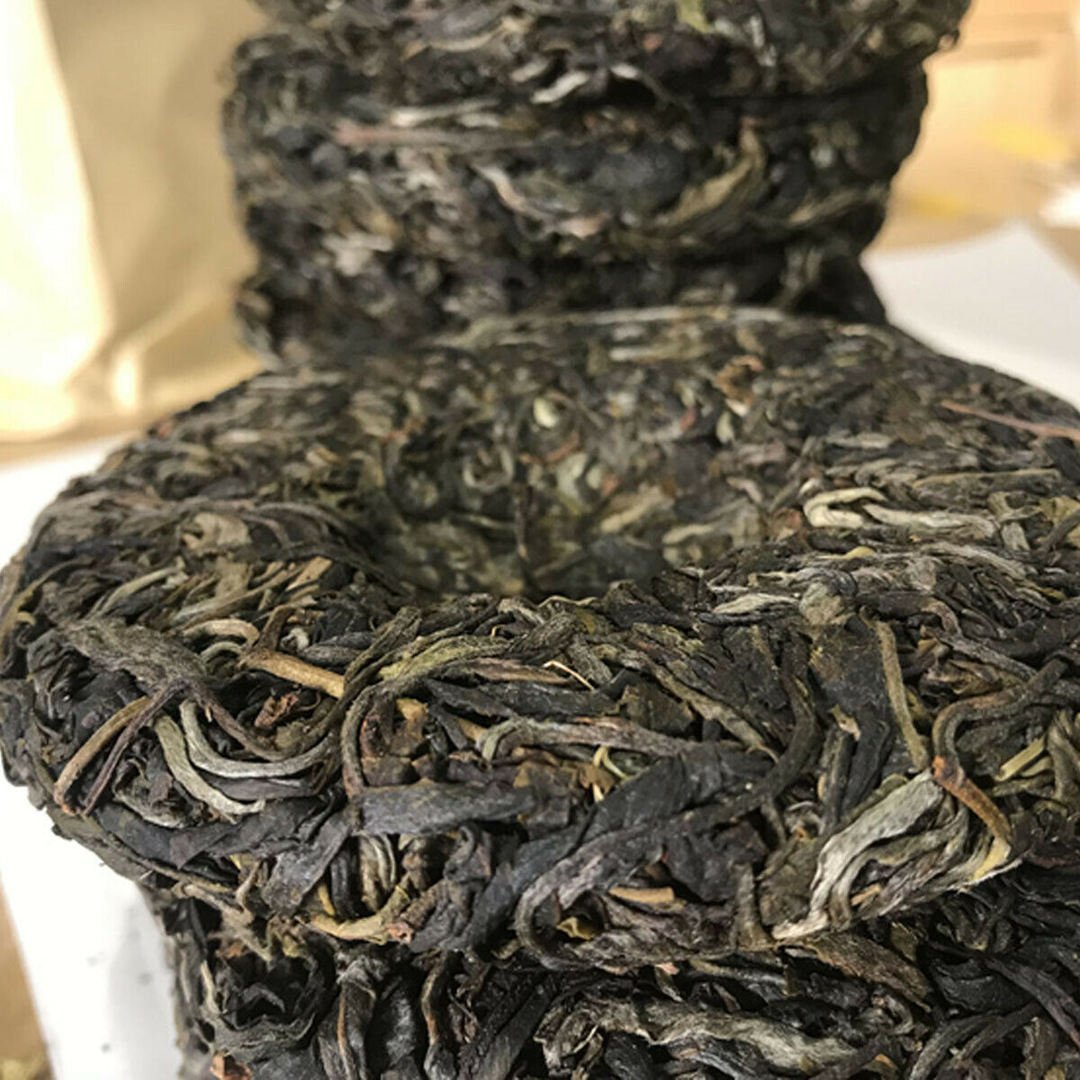 HelloYoung Premium Raw Puer Tea Cake Bing Dao Sheng Pu-erh Healthy Care Chinese Yunnan 100g