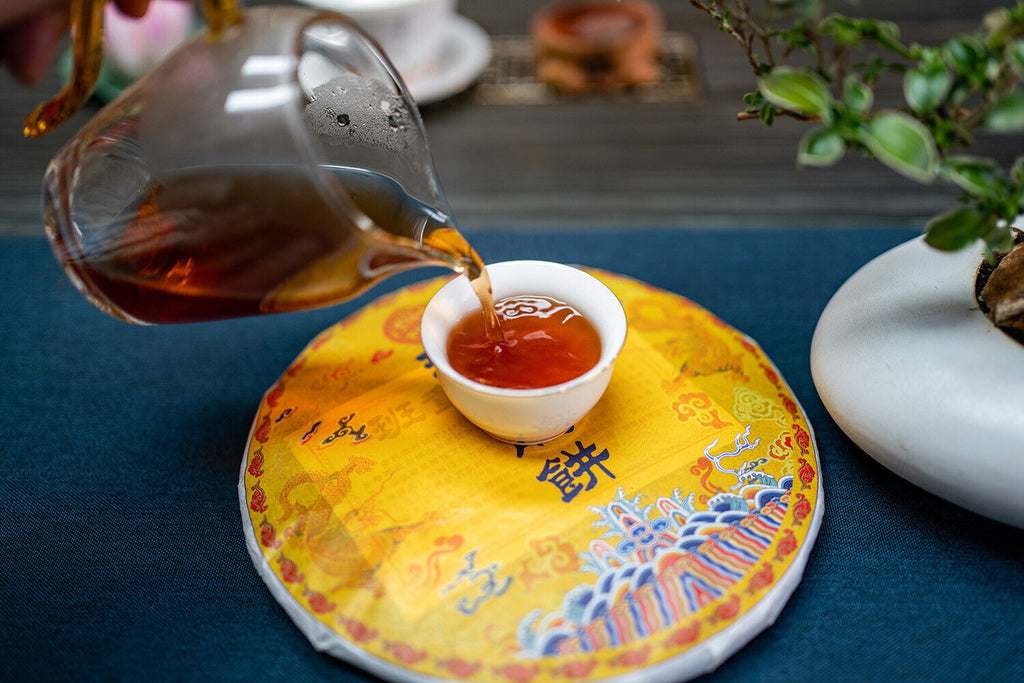 HelloYoung 357g Banzhang Dragon Cake Tea Pu-erh Ripe Tea Yunnan Ripe Seven Seed Cake Tea