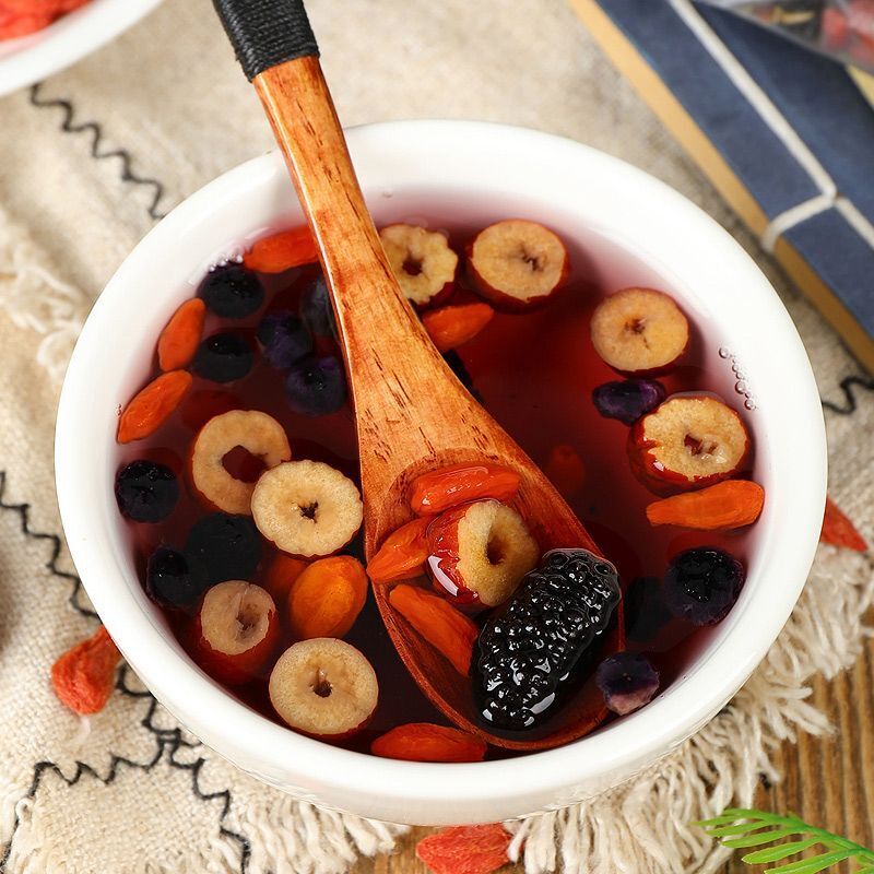 Healthy Mulberry and Black Goji Berry Flower Health Package
