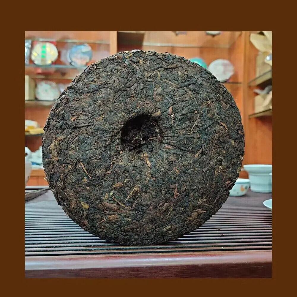 Chinese Yunnan Ripe Puer Tea Cake 357 Gram Dingxing Old Fermented Tea Cake