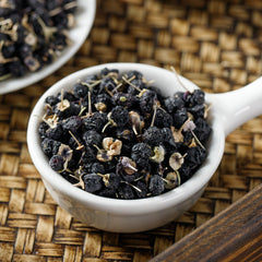 Getrocknete Früchte Bio 120g Qinghai Schwarze Wolfsbeere 120g 青海黑枸杞 干果