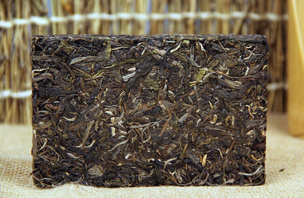 HelloYoung 250g Yunnan Pu'er Tea Raw Tea Pu'er Raw Tea Brick Healthy Drink