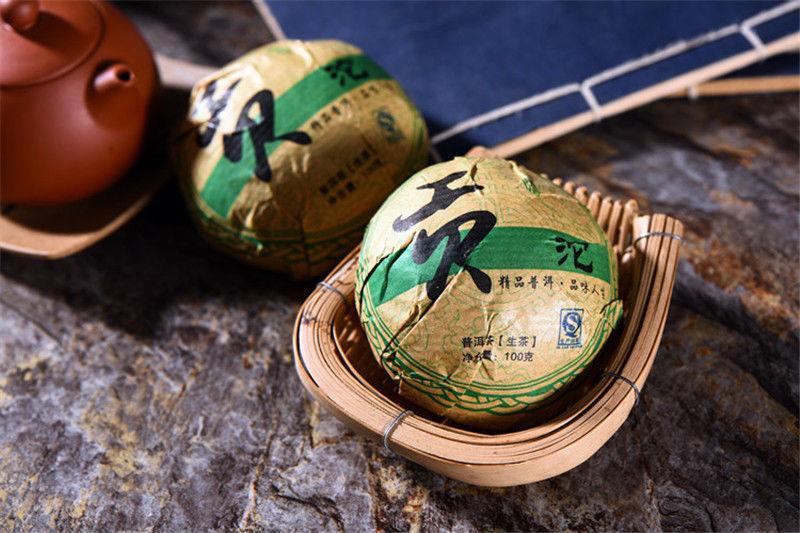 100g Yunnan Old Tea Tree Puer Tea Cakes Shen Pu'er Tea Cake Raw Pu-erh Green Tea Secondary image