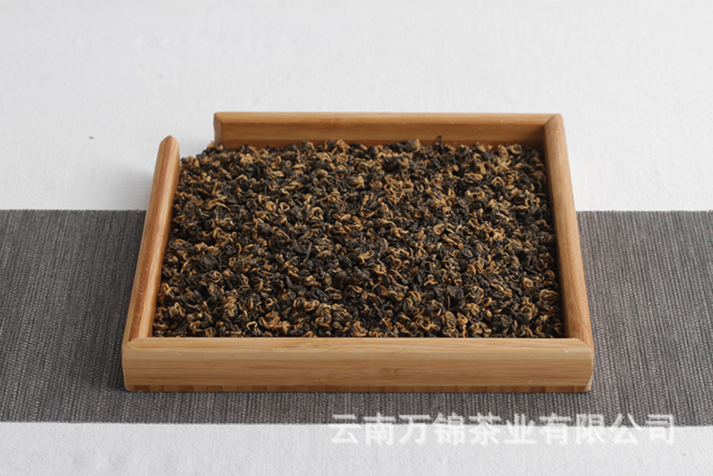 HelloYoung 500g Yunnan Fengqing early spring Yunnan black tea honey fragrance red conch