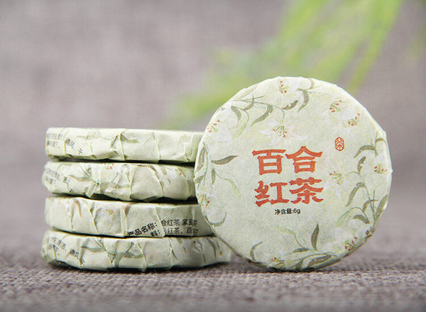 Fongqing Dianhong Premium Floral Tea Blend Yunnan Red Tea Lily Flower Tea