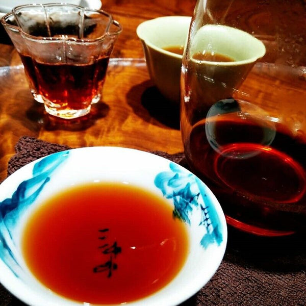 HelloYoung Yunnan Pu'er Tea Ripe Tea Peacock on Cloud Seven Seed Cake 357g/17.6oz