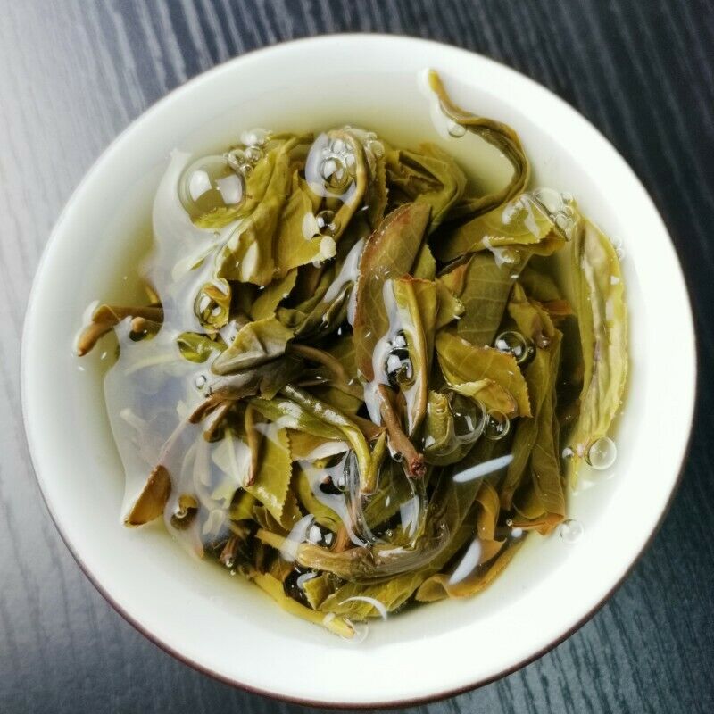 HelloYoung 357g Top Green TeaZhonghong India Mengku Spring Tea Yunnan Pu'er Tea Cake
