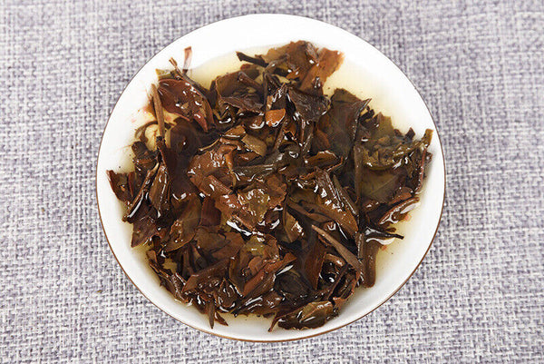 HelloYoung 357g Yunnan White Tea Jujube Fragrance Big Leaf Ancient White Tea Cake