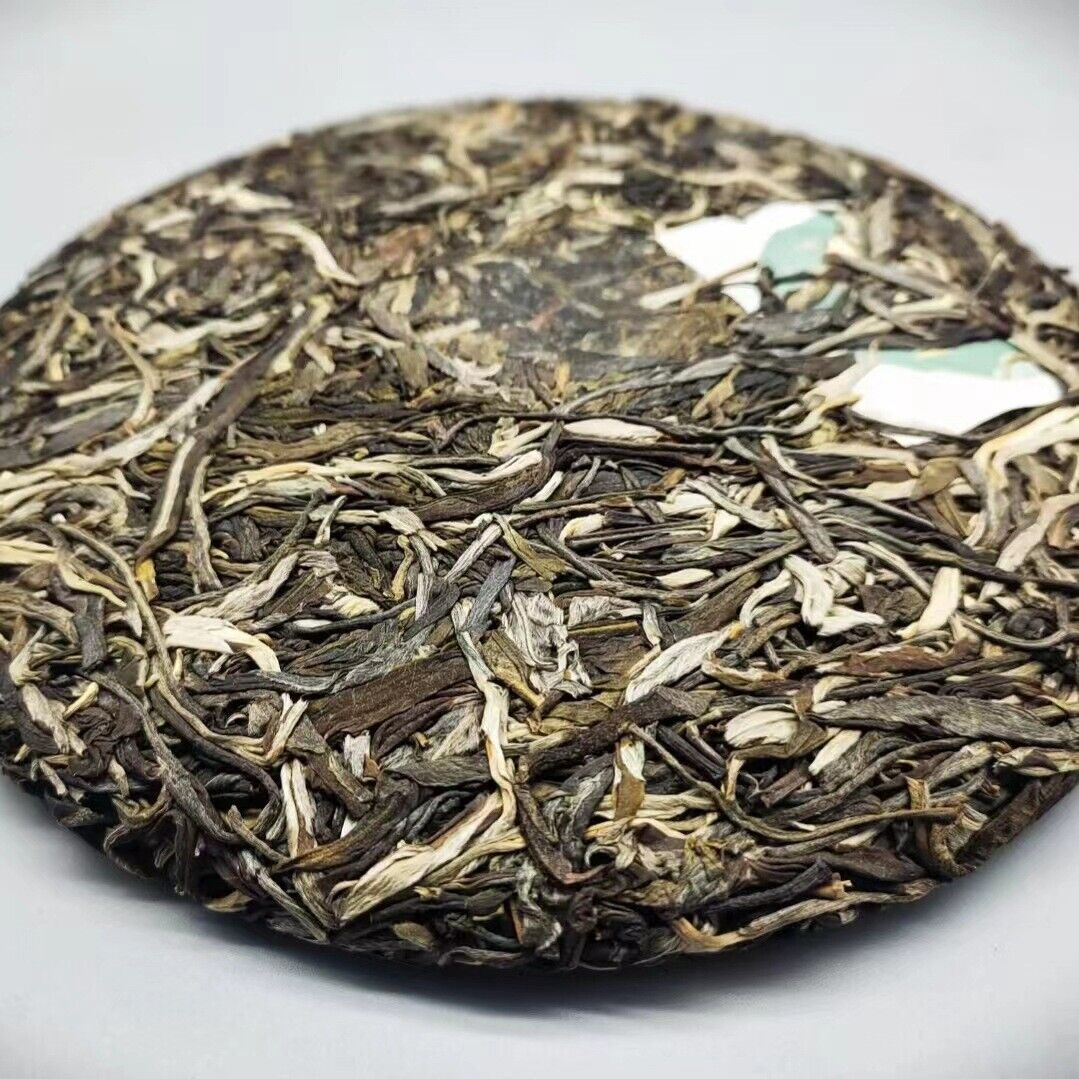 HelloYoung Yunnan Tea Lincang Mengku Icelandic Mother Tree Pu'er Raw Tea 357g Cake Tea Secondary image