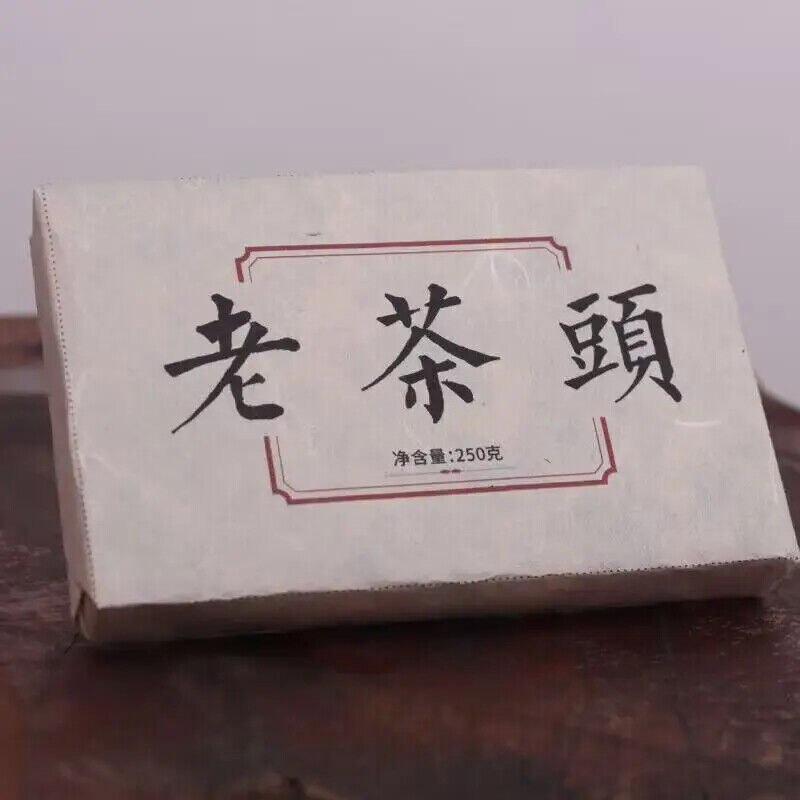Old Laochatou Yunnan Pu'er Compressed Tea Bulang Mountain 250g Puer Tea Brick