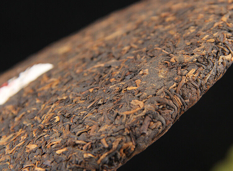 HelloYoung Long Yuan No. Pu'er Ripe Tea Cake Ancient Tree Yunnan Seven Seeds Cake 380g/cake