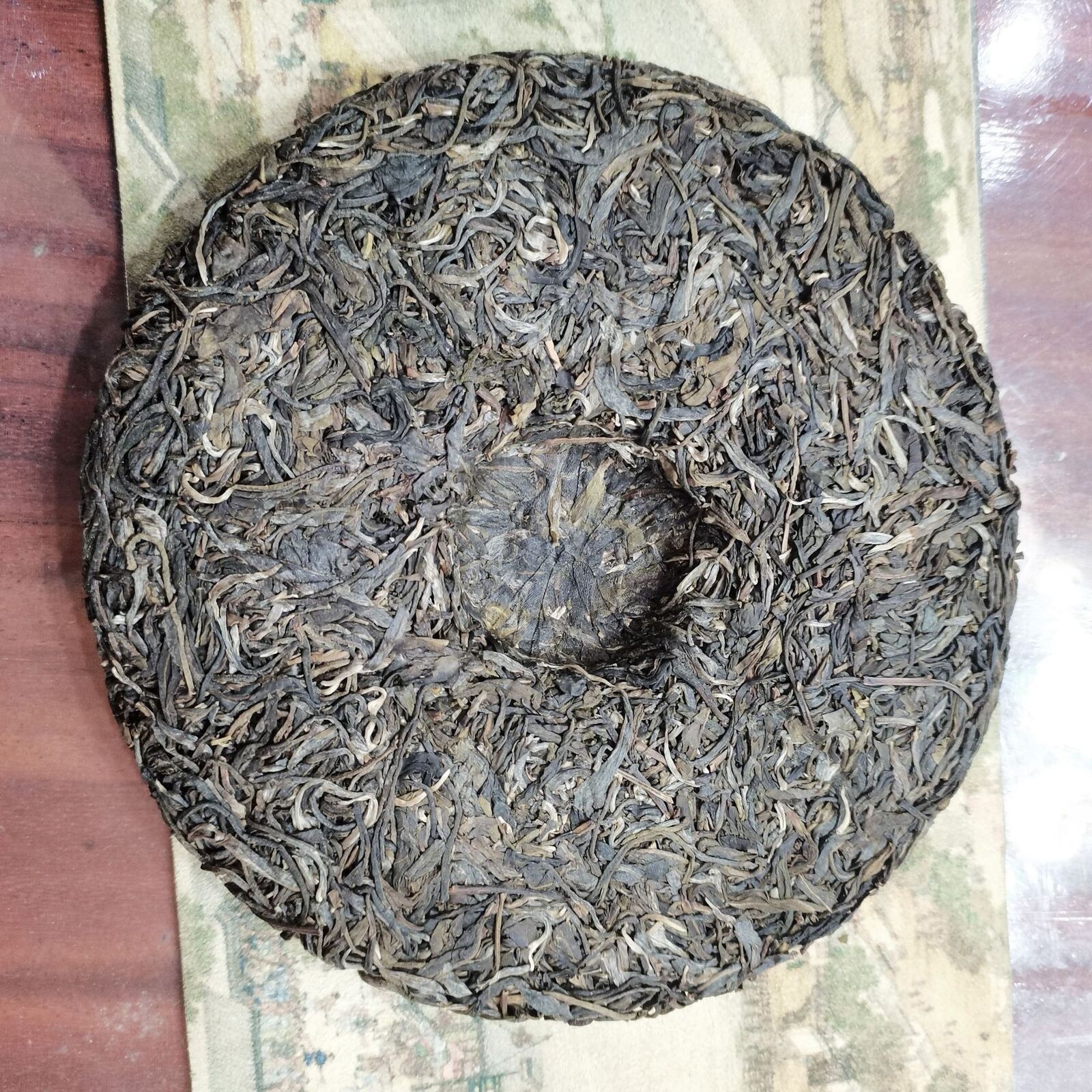 HelloYoung Puerh Tea Menghai Pasha Peacock Princess Puerh Raw Tea Seven Cakes 357g/12.59oz Secondary image