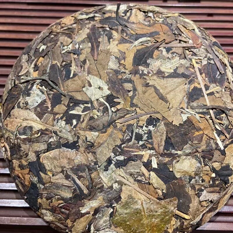 357g Premium Chinese Tea, Yunnan Pu'er White Tea Secondary image