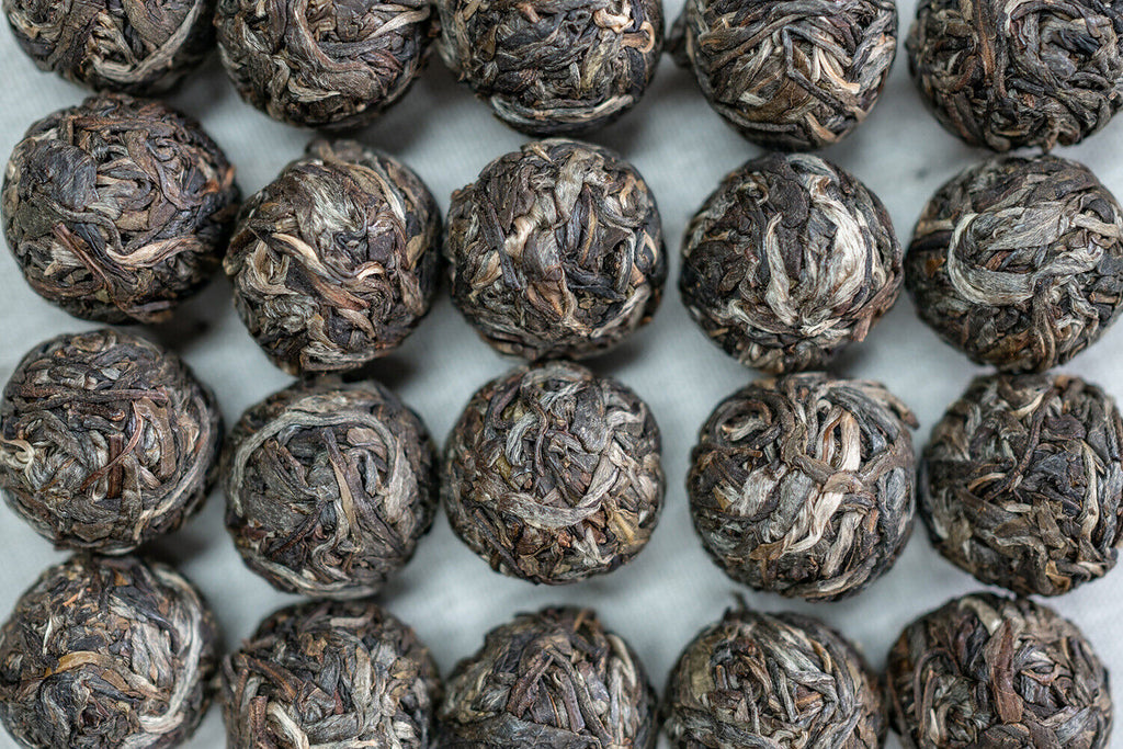 HelloYoung 500g 8g chacun Yiwu Dragon Pearl Pu-erh Raw Tea Handmade Dragon Pearl Tuocha