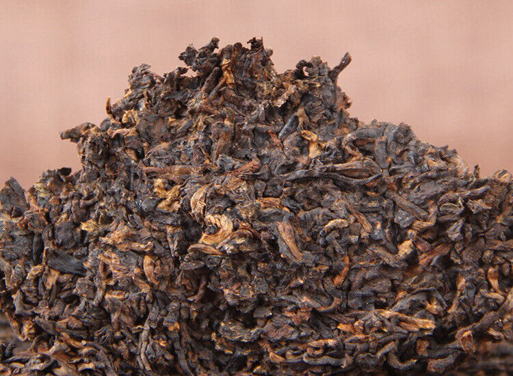 HelloYoung 200g Palace Gold Cake (Ripe) Yunnan Menghai Pu'er Round Tea Early Spring Jiao Mu