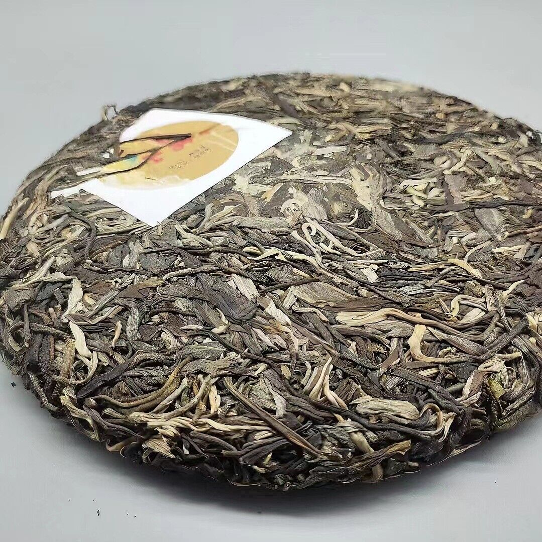 HelloYoung Yunnan Tea Nannoushan Head Spring Ancient Tree Pu'er Raw Tea 357g Cake Tea Secondary image