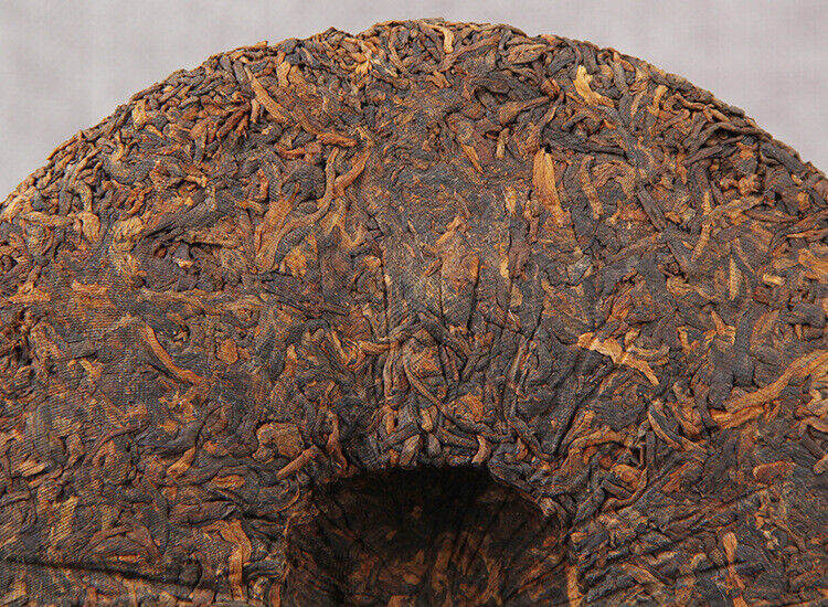 HelloYoung Yunnan Puer Ripe Tea Cake 云南普洱茶老班章古树纯料紧压普洱茶熟茶饼357g