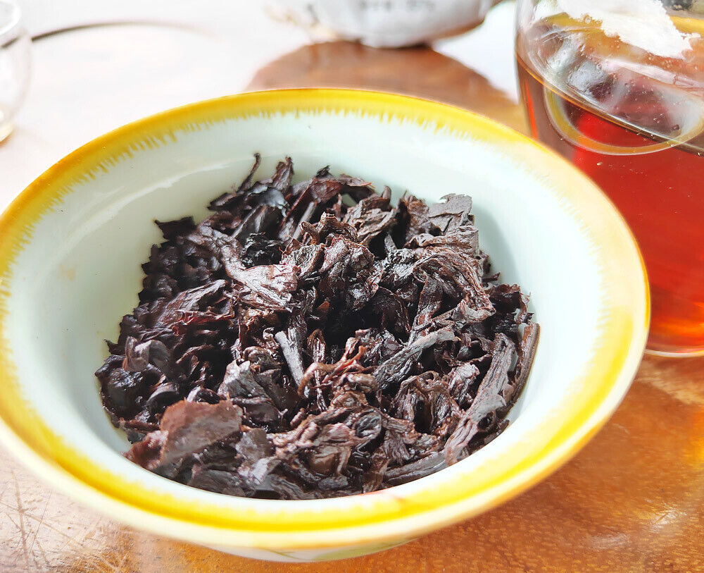 HelloYoung Icelandic Pu'er Ripe Tea Mengku Ancient Tree Ripe Tea Cake Pu'er Tea HongJinYin