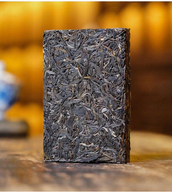 HelloYoung 250g Yunnan Pu'er Raw Tea Ancient Tree Tea Brick 易武生茶砖 250克砖茶云南普洱生茶古树茶
