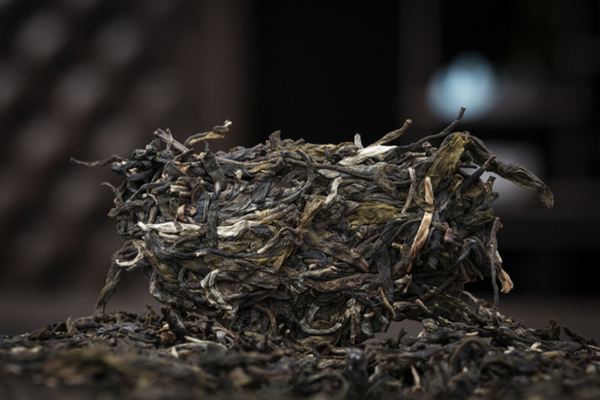 HelloYoung Bent Bow Puerh Tea Raw Tea Cake Yiwu Ancient Tree Spring Tea 357g/12.59oz