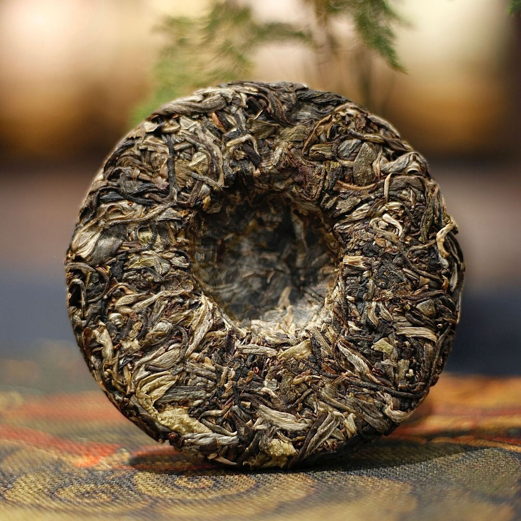 HelloYoung Yibang Mansong Pu-erh Raw Tea Cake Yiwu Seven Seeds Pu-erh Tea Cake 100g/3.52oz