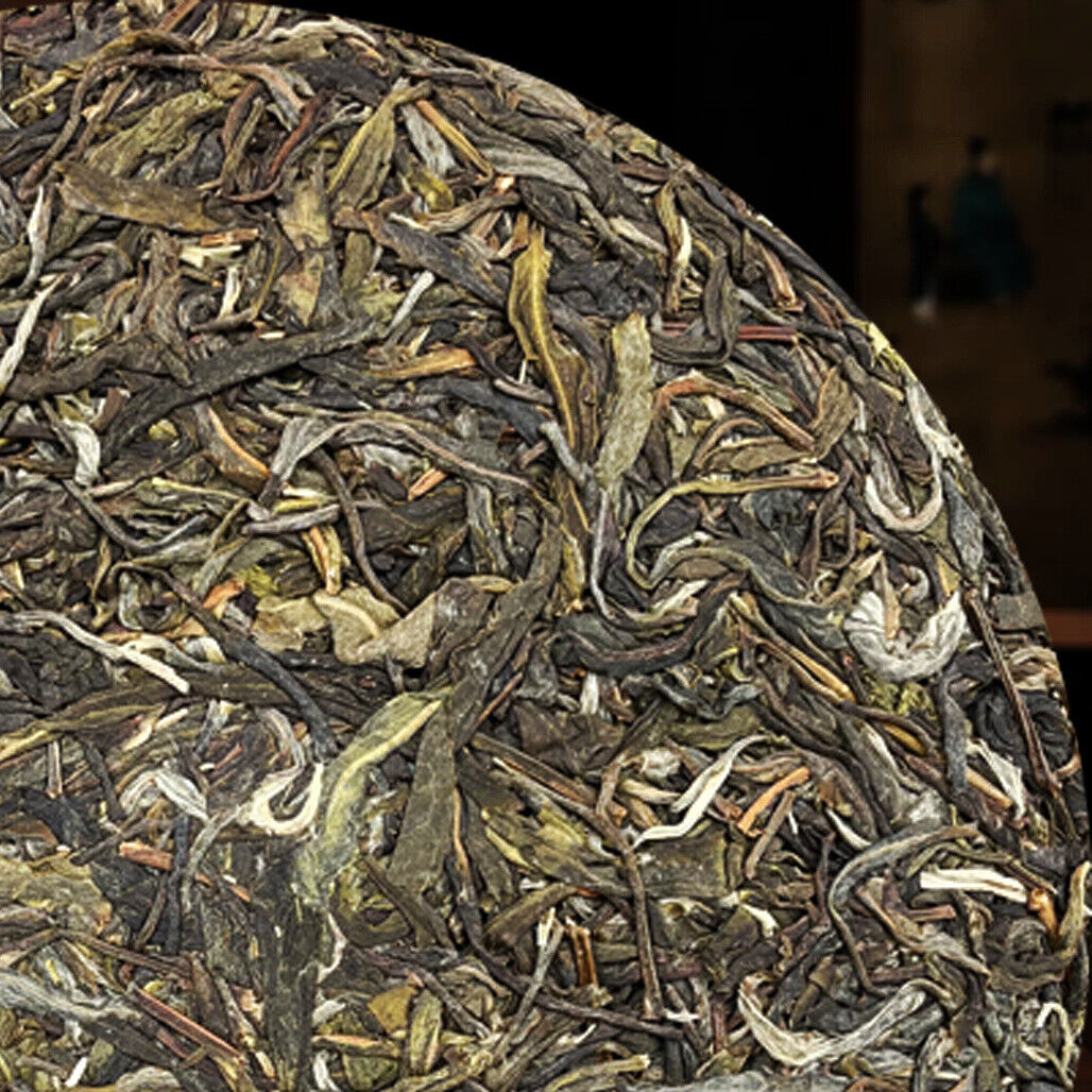 HelloYoung Yunnan Ancient Tree Pure Material Pu'er Raw Tea Man Song Tea Cake 357g/12.59oz