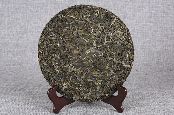 HelloYoung Yunnan Pu'er Tea 357g Icelandic Ancient Tree Raw Tea Cake