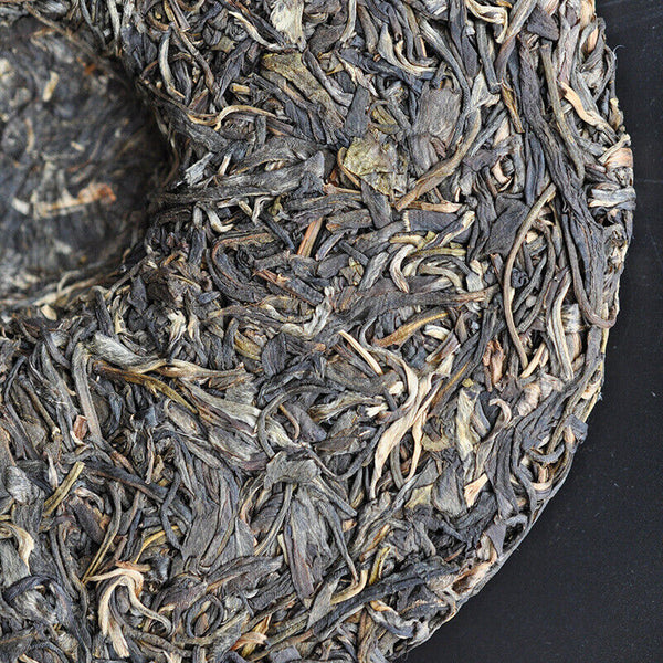 HelloYoung 357g Pu-erh Raw Tea Icelandic Old Cottage Pu-erh Tea Zodiac Pu-erh Tea Cake