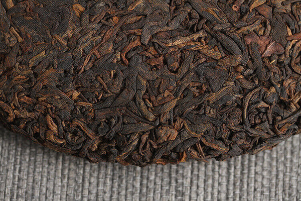 HelloYoung 357g Yunnan Pu'er Tea Banzhang Golden Buds Pu'er Ripe Cake Seven Seeds Cake Tea
