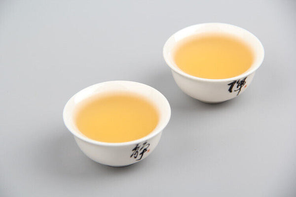 HelloYoung 357g Ming Qian Ancient Tree Spring Tea Pu'er Raw Tea Seven Seed Cake Tea