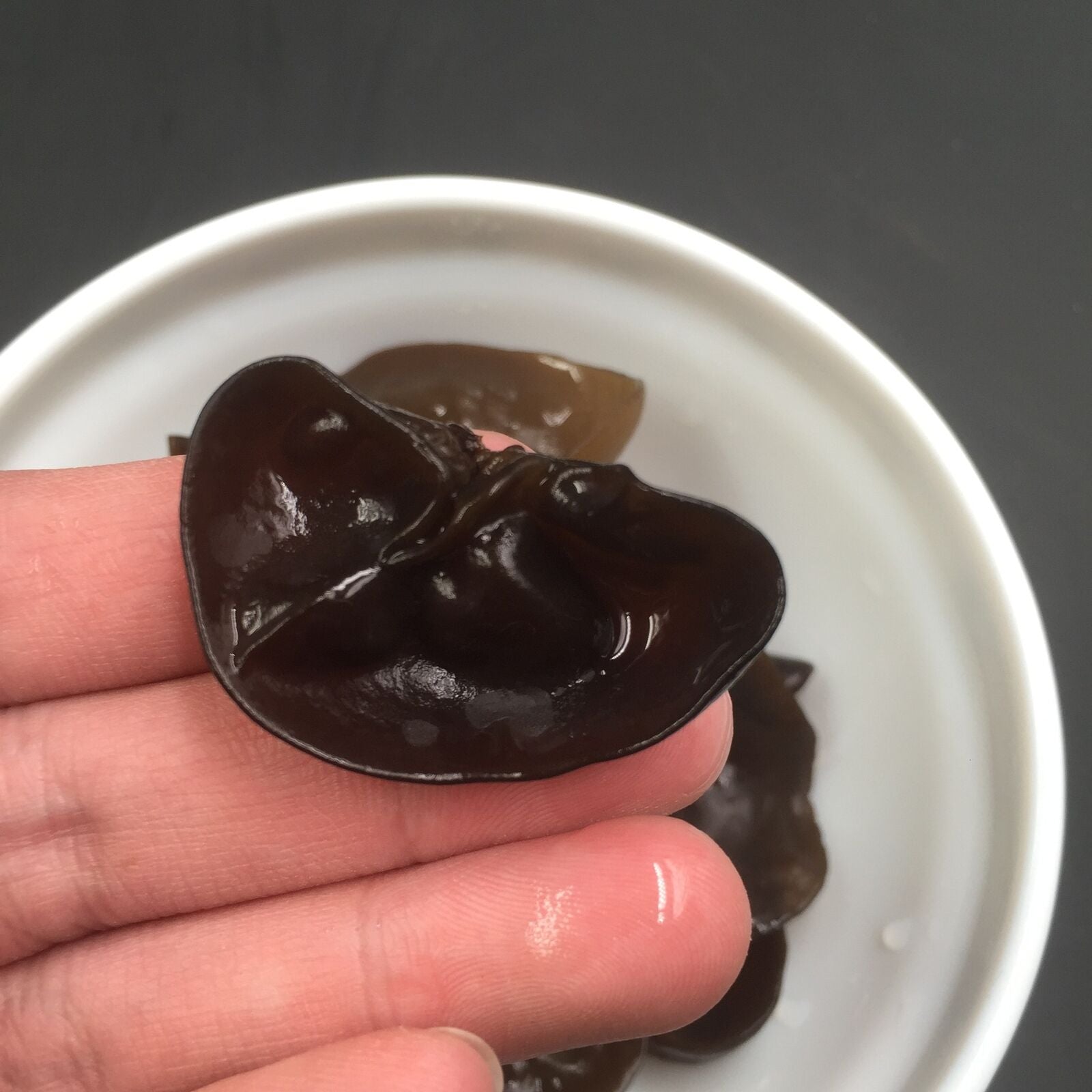 HelloYoung Northeast Dry Black Fungus Autumn In Bulk Fungus Thick No Sand Chinese Tea 250g