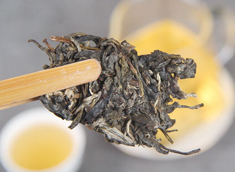 HelloYoung 150g Golden BarIceland Gold Brick Puerh Raw Brick Tea Mengku Gold Leaf Flower