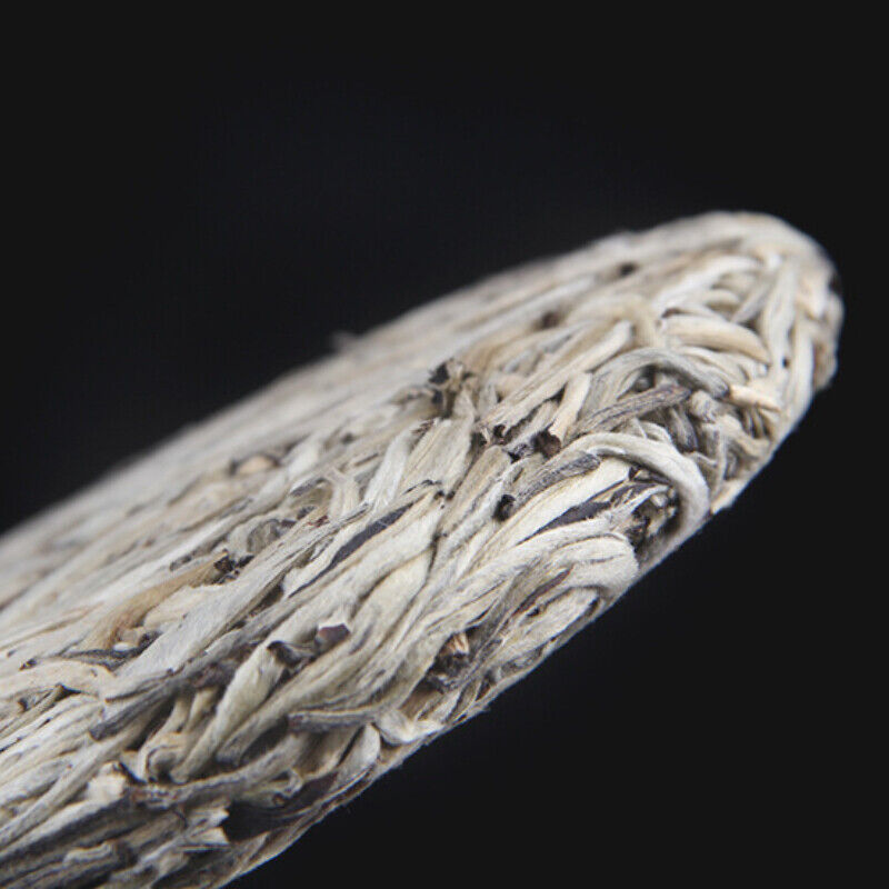 HelloYoung 200g Pu'er Tea Cha Single Bud Moonlight White Cake Tea White Hair Silver Needle