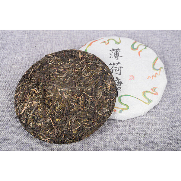 Cake Tea 357g/12.59oz Organic Green Tea Yiwu Spring Tea Beneficial Health Tea