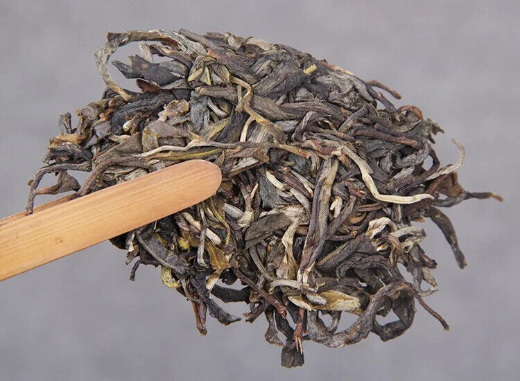 Old Tree Raw Tea Yunnan Pu'er Tea Cake 357g Xigui Pure Tea Qizi Cake Tea